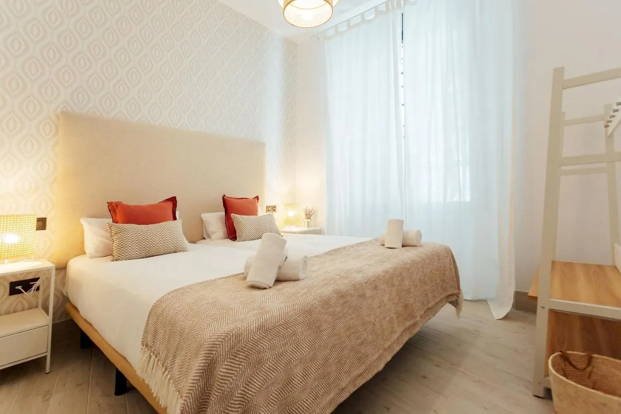 Minty Stay - Las Setas Seville Apartment